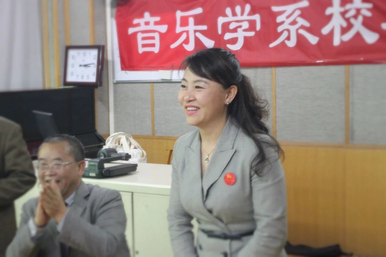 王文霞 书记