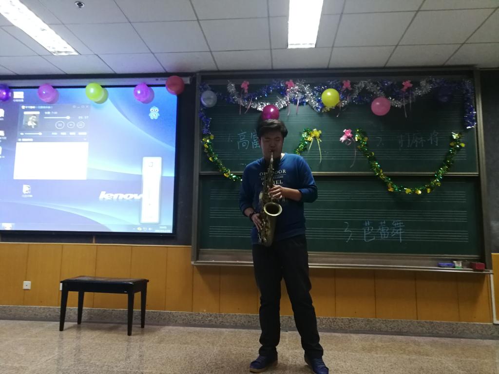 宋方明萨克斯独奏