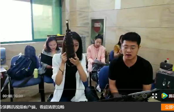 程天健老师与张亚楠老师带领学员合奏