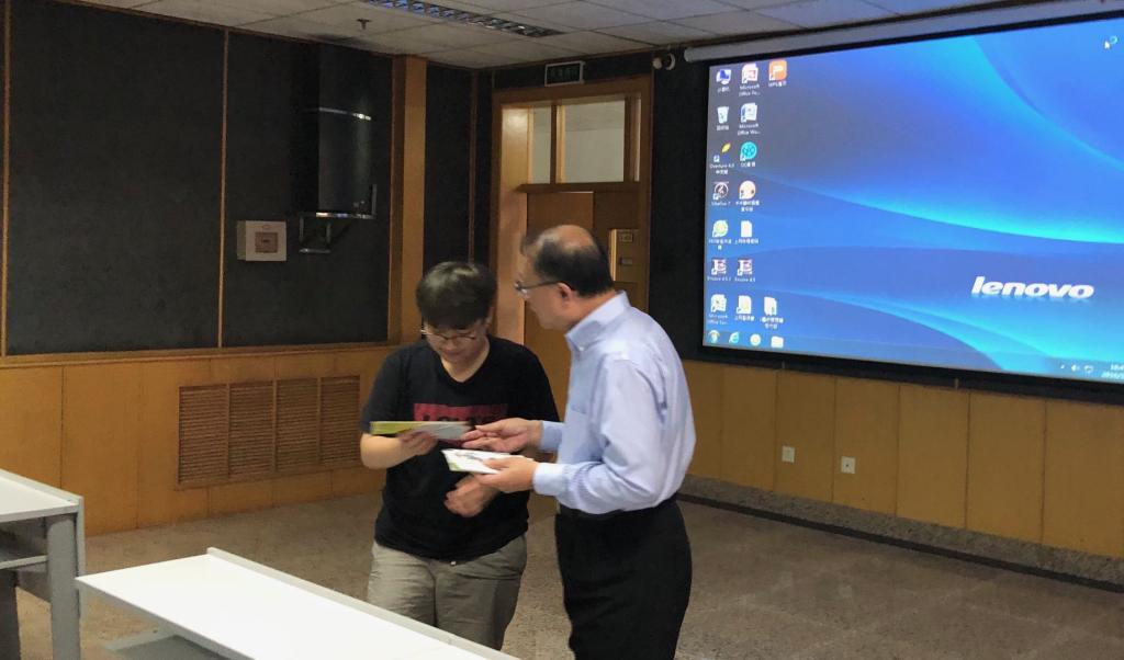 徐昭宇老师为公司师生答疑解惑